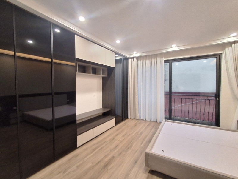 Bán nhà Phố Trạm,Long Biên 6 tầng,40m,mt4.7m oto vào nhà nhỉnh 10 tỷ - Ảnh 4